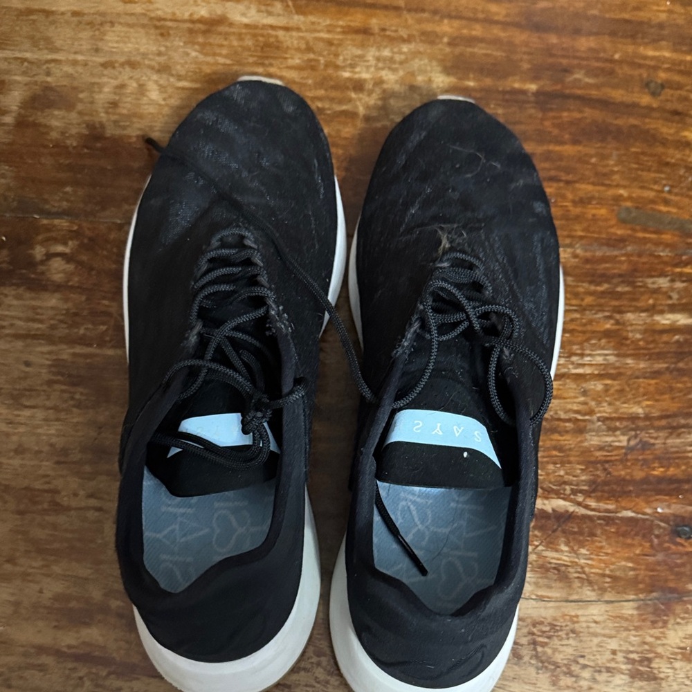 Saysh Women's Black Sneakers